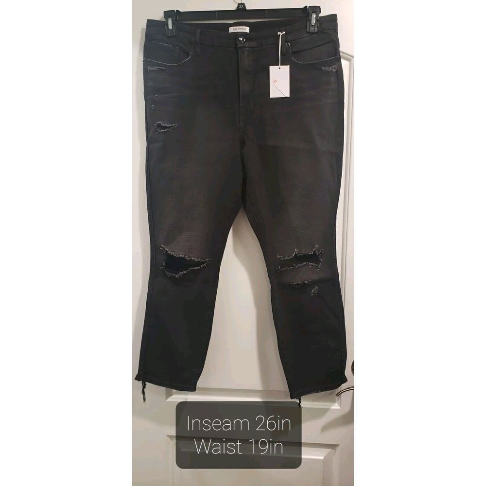 GOOD AMERICAN Good Curve Skinny Cropped Jeans Black, Back Chewed Hem Size 18 NWT